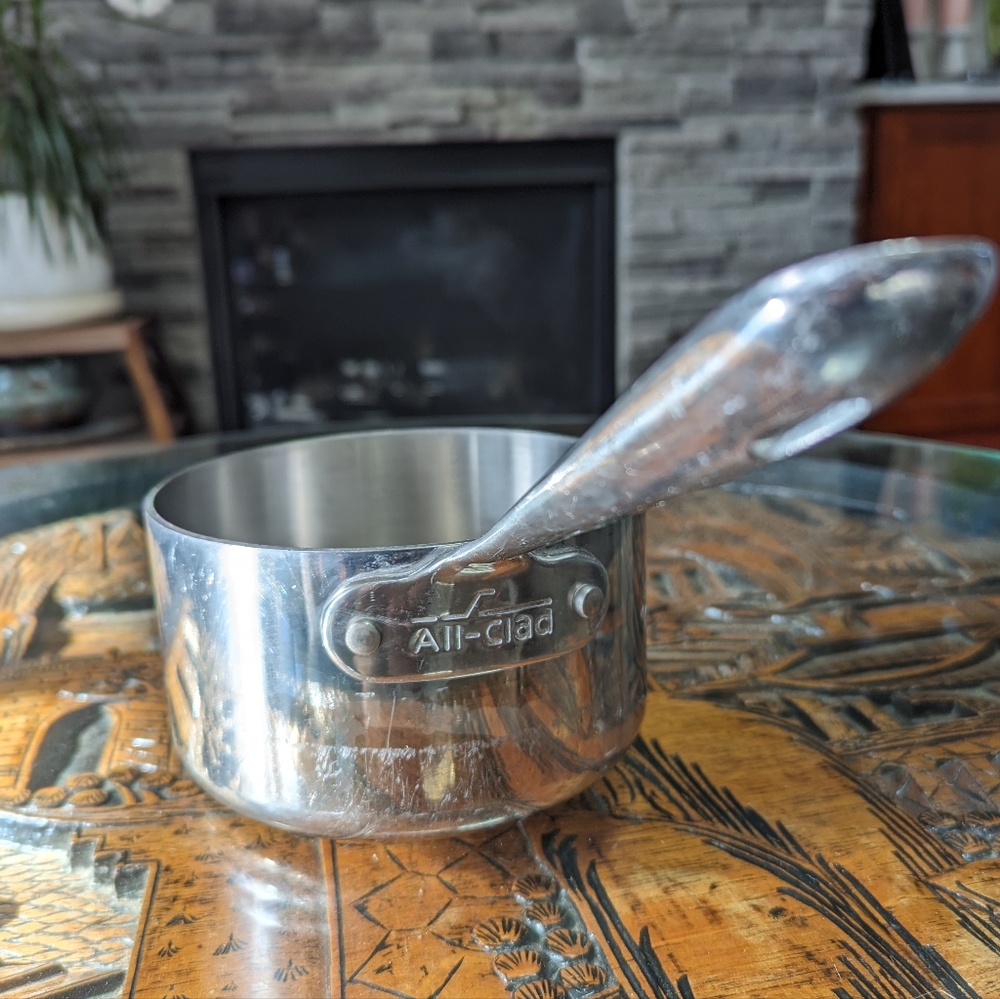 All-Clad Mastercrafters Stainless 1.5 Quart Pan. Preowned